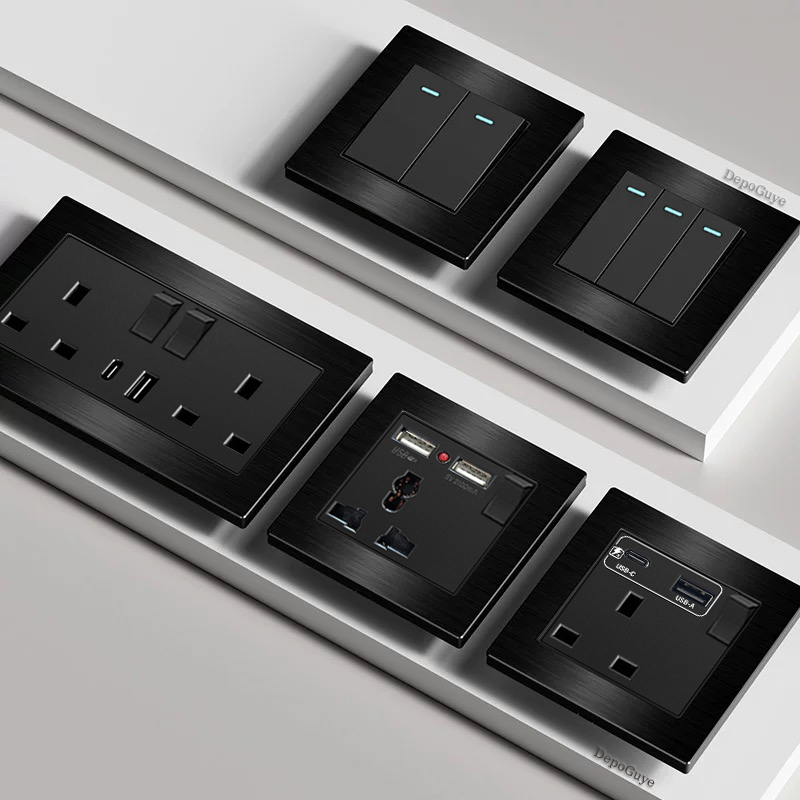 Brushed Aluminum Universal 3pi - Smart Wall Socket recension och pris
